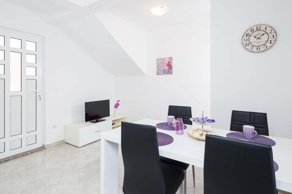 Apartment Sucic